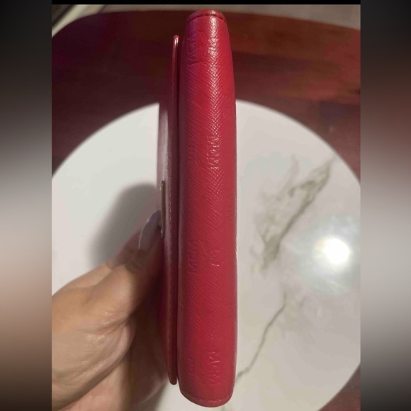 FINAL PRICE MCM Red Leather Tri-Fold Wallet - Picture 5 of 13